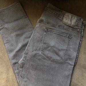 American Eagle Outfitters